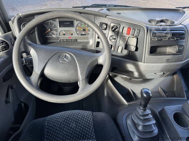 Atego 1223 L skrzynia/plandeka 7,30m windy załad. Mercedes-Benz Atego 1223 L Pritsche/Plane 7,30m LBW