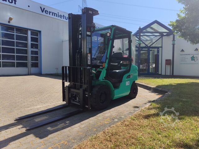  Mitsubishi FG25N