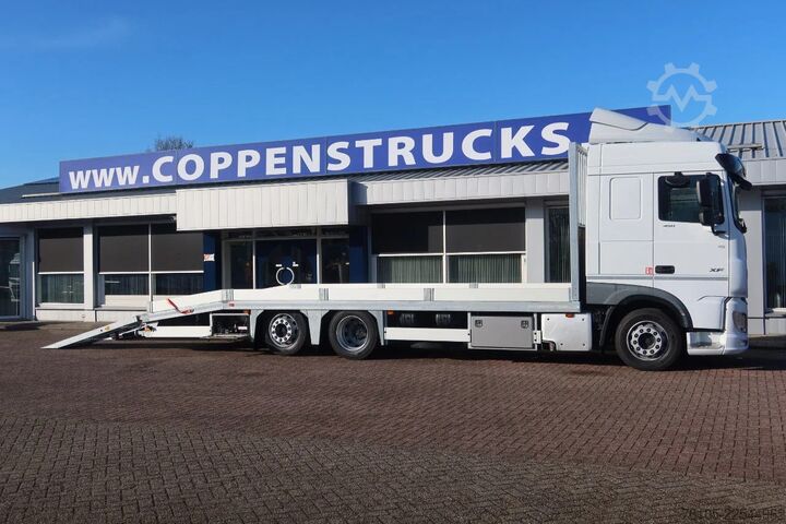 Automašīnu pārvadātājs furgons DAF XF 450 6x2 Oprijwagen vloerhoogte 100 cm + 2x  ...