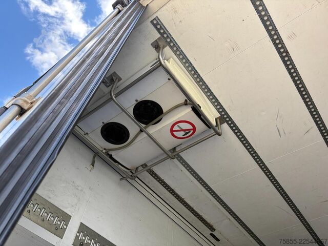 Transporte refrigerado/congelado Schmitz Cargobull N/A Carrier Vector 1950 MT / Schmitz Axles / Di...
