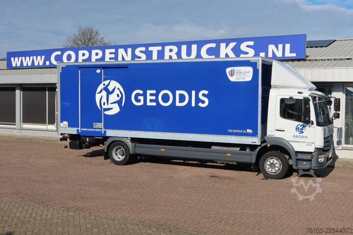 여행 가방 Mercedes-Benz Atego 1218 Bakwagen + Laadklep DHollandia 1500kg