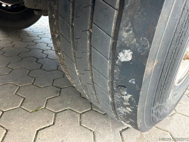 Semitrailer walking floor KRAKER CF-Z Schubboden 92m³ Sehr sauber