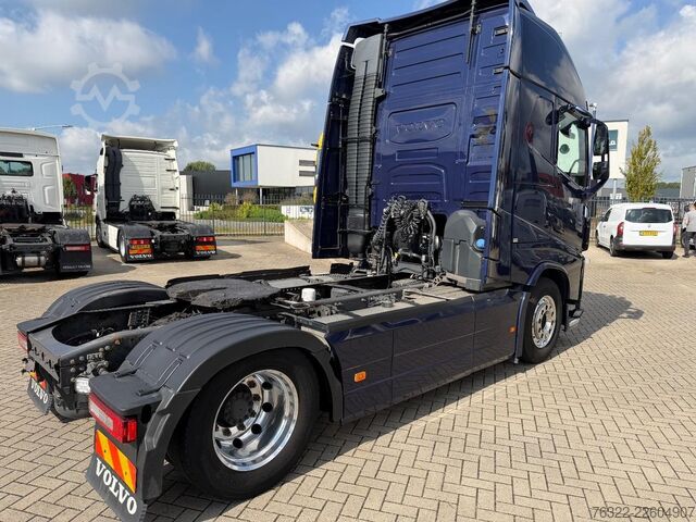 Standard tractor Volvo FH 460 GLOBETROTTER XL / DYNAMIC STEERING / I-P...