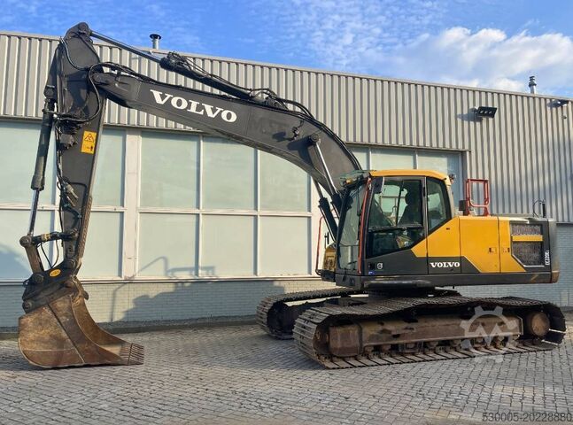 Pelle sur chenilles Volvo EC 220 EL    2016   TOPCON 3D GPS