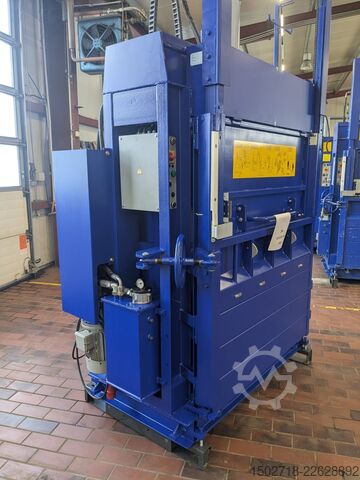 Máy ép kiện Strautmann PP1207