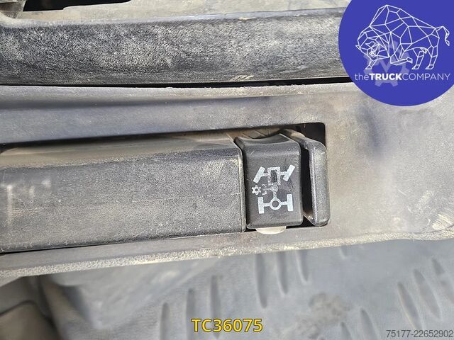 Kiper kamion Renault Midlum 135