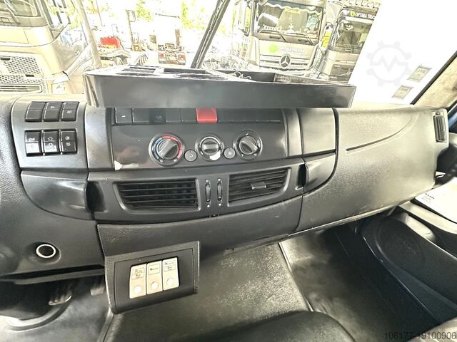 валіза Iveco ML 120 AIRCO / EURO 5