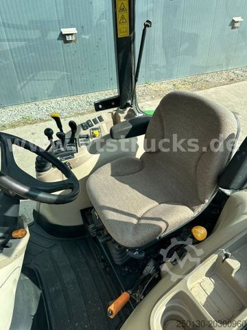 Hofschlepper John Deere 3520 4x4 Hofschlepper Rasenbereifung