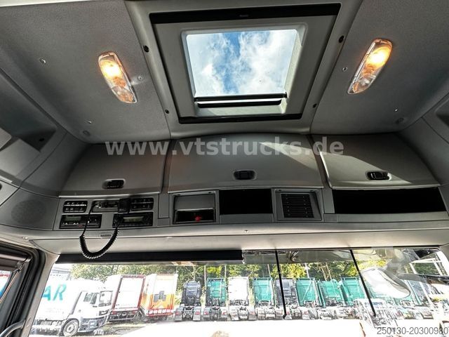 標準トラクターユニット MERCEDES-BENZ Actros 1846 LS MP3 *Black-Liner*