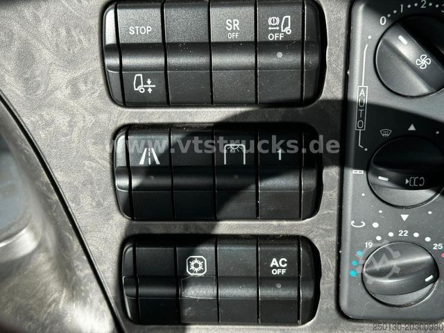 標準トラクターユニット MERCEDES-BENZ Actros 1846 LS MP3 *Black-Liner*