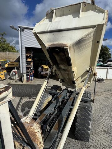 Knickgelenkdumper Terex TA30