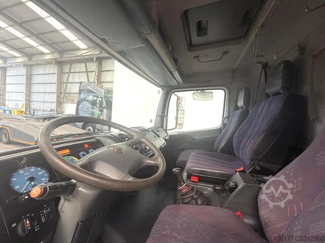 Benne Mercedes-Benz Atego 1217