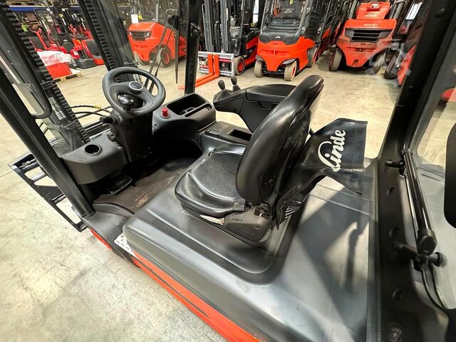Forklift Linde E 30L-01 [ID: 169]