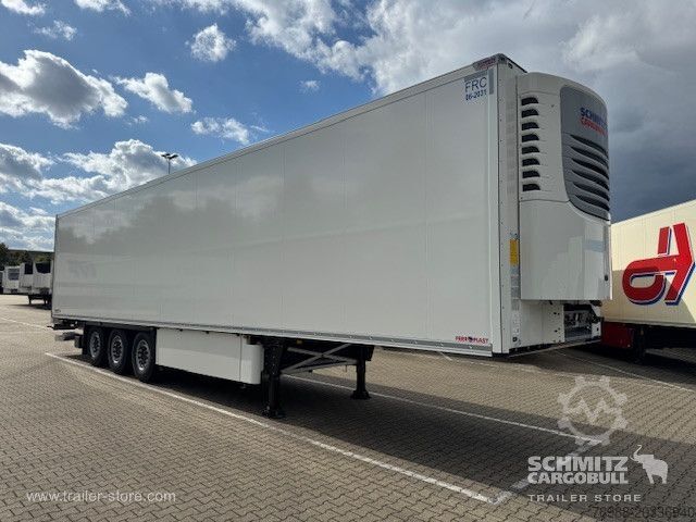 Reefer semitrailer Schmitz Cargobull Tiefkühler Standard Ladebordwand