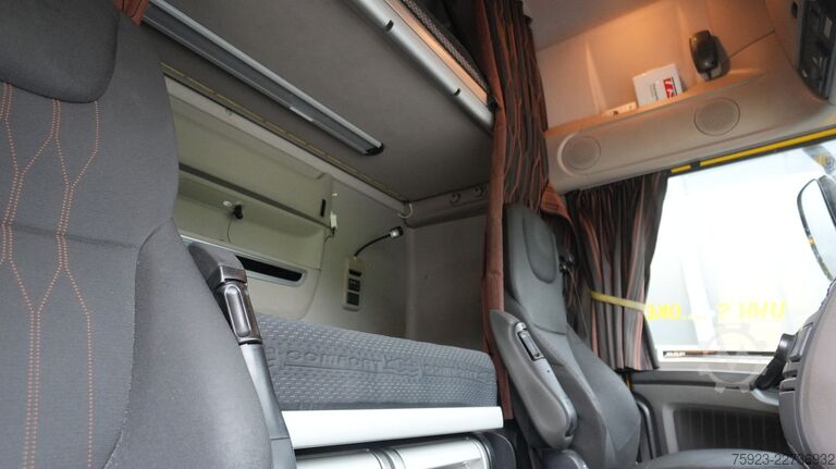 मानक SZM DAF XF 480 SSC tractor unit 620.700km