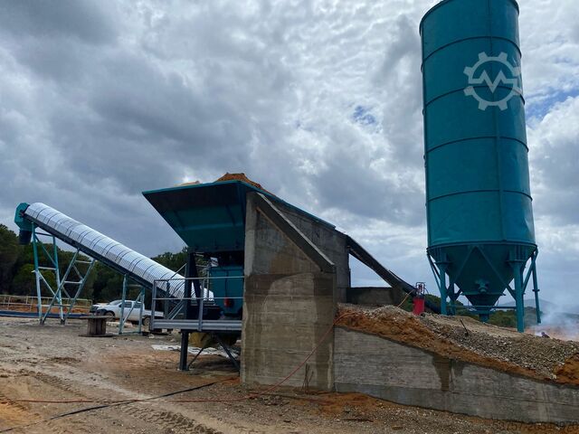 Mobilioji betono maišymo gamykla CONSTMACH Mobil Concrete Mixing Plant Mobil Concrete Mixing Plant 30M3/H