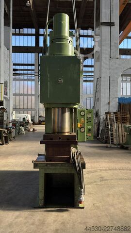 Hidraulinė presas WMW-ZEULENRODA PYE 250 S 1 M