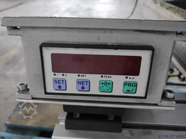 Kartonwaage mit Förderband IFM n/a