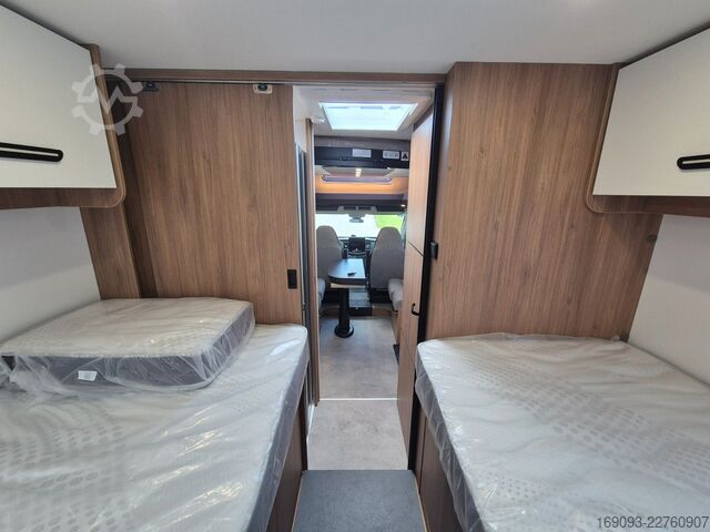 Semi-integrated camper CHAUSSON 777 Titanium Line *MJ27*Arctic*Hubbett*Navi*4,1t