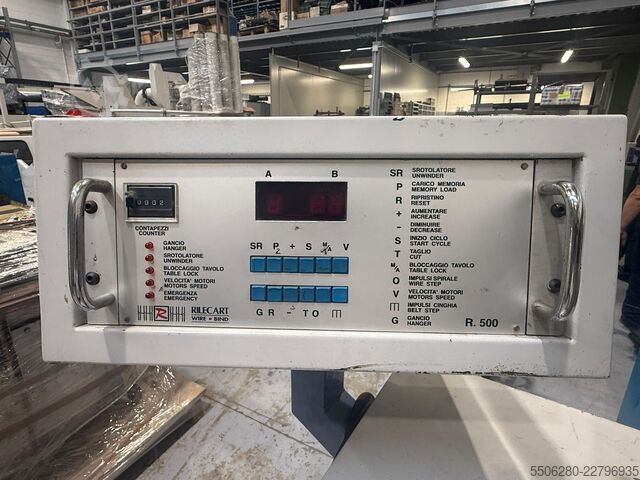 Makinë për lidhjen e librave Rilecart R-500