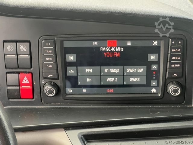 Vrachtwagen met bakwagen MAN TGL 8.190 * 1.5T LBW * TEMP * STANDKLIMA *