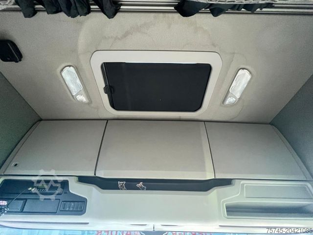 Standardne veomasin SCANIA S 450 * 2X TANK * STANDKLIMA * ACC