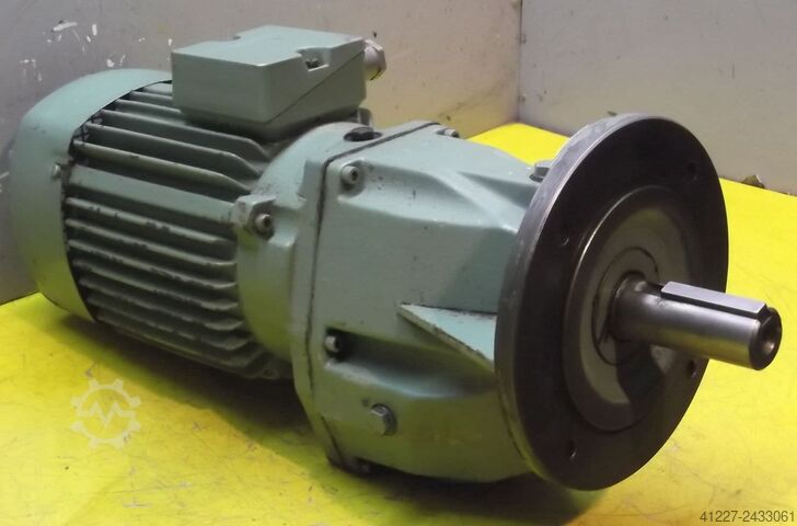 Moteur à engrenages 0,75 kW 200 tr/min VEM ZG2 KMRB 90 L4MO