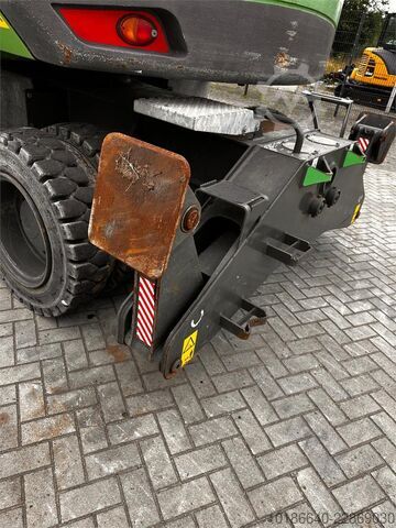  Sennebogen 817M