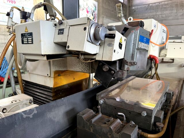 표면 연삭기 JUNG JA 600 CNC-E