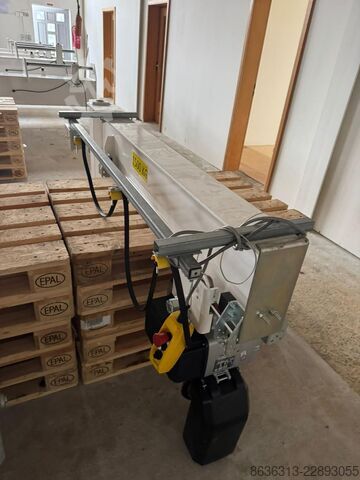Krovski žerjav z nosilnostjo 1500 kg Hadef 