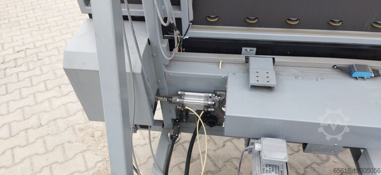 Stație de montare a cadrului Lisec Lisec R8VN-25/16U