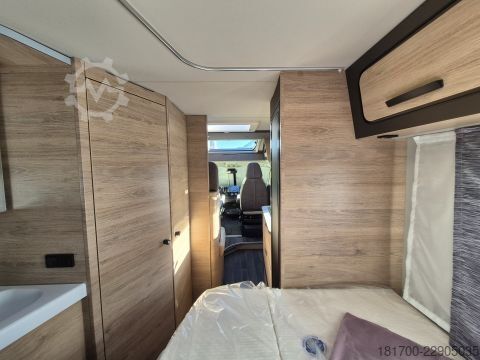 Poluintegrisani kamper Weinsberg CaraCompact EDITION PEPPER 600 MF *TraumMobil* 160*Automatik