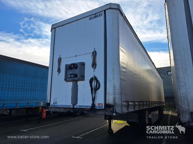 Open semitrailer with tarp Fruehauf Curtainsider Standard Taillift
