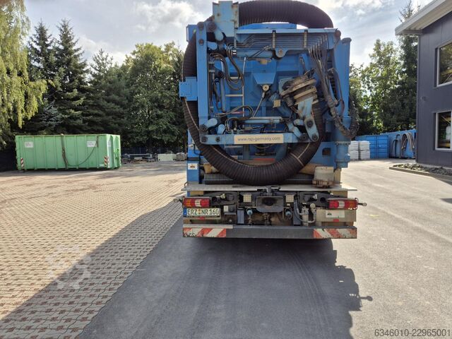 Nákladné vozidlo s vlastnou nadstavbou Mercedes-Benz Arocs