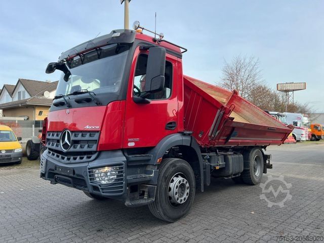 Tovornjak prekucnik MERCEDES-BENZ Arocs 1832 4x2 2-Achs Kipper Meiller