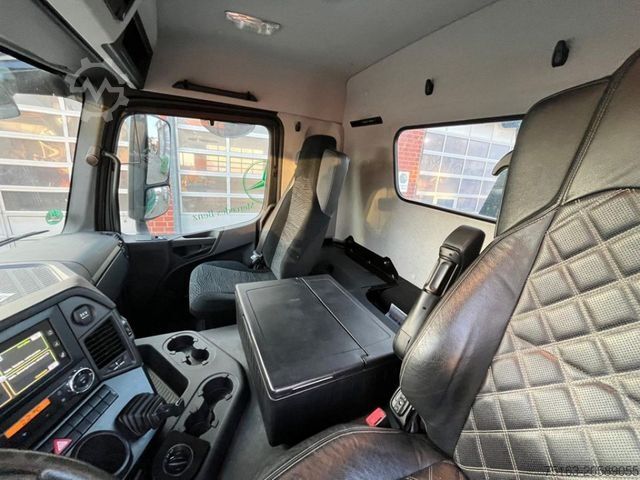 شاحنة قلّابة بذراع تحميل متحرك MERCEDES-BENZ Arocs 2646 6x4 Abrollkipper kurzer Radstand