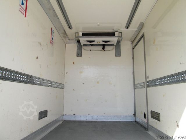 Hűtőfelépítményes furgon IVECO 35 C13*Maxi-Kühlkoffer 6 Paletten 3.80m*Klima*