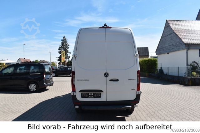 Minibus MERCEDES-BENZ Sprinter 316 CDI 4x4 7 G-Tronic Mixto L2H2 Navi