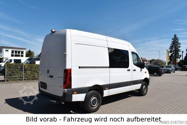 Furgonçë e lartë MERCEDES-BENZ Sprinter 316 CDI 4x4 7 G-Tronic Mixto L2H2 Navi