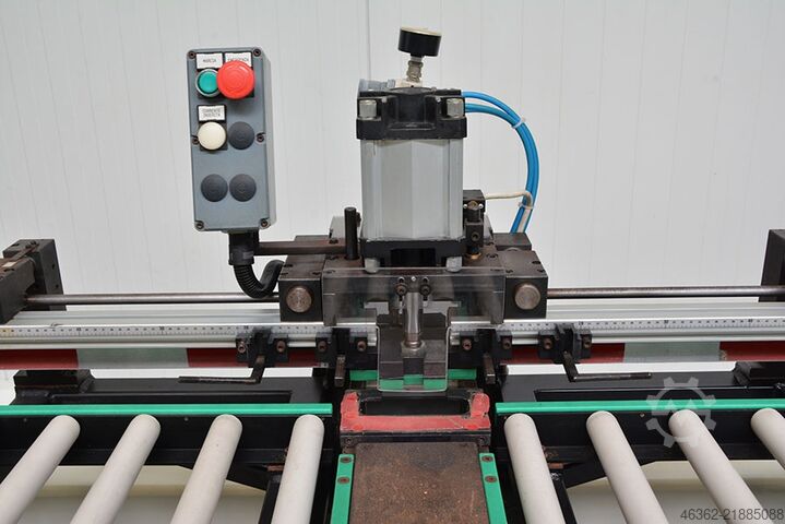 Máquina automática de mandrinado Due B.Erre 