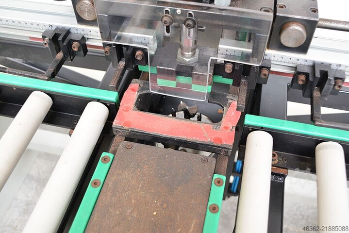 Máquina automática de mandrinado Due B.Erre 