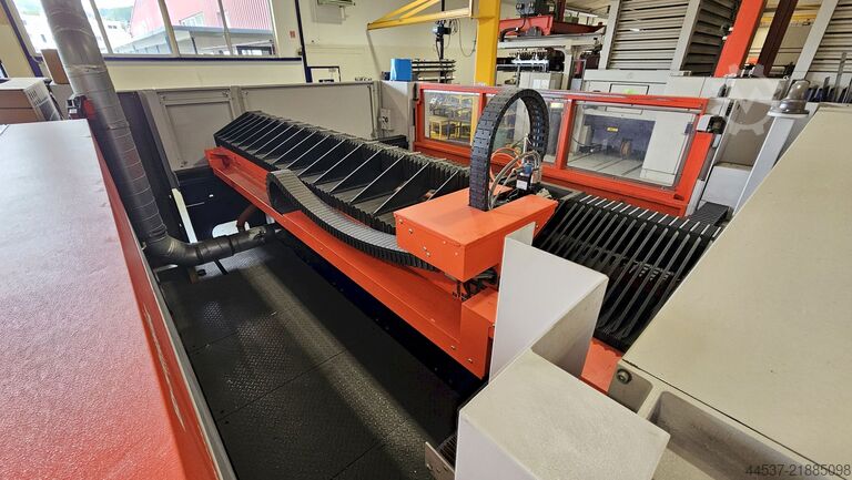 Máquina de corte por láser Bystronic ByStar 3015