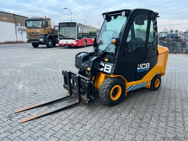 Teleskopinis krautuvas JCB TLT 35-22E Teletruck / nur 131h! / 2022 / SS