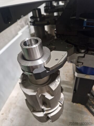 CNC apstrādes centrs Biesse Uniline 3200