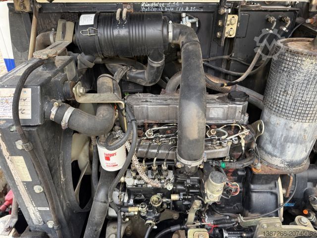 Minikoparka O&K RH1.48 / 4.680 KG / Greifer + 3 x Löffel