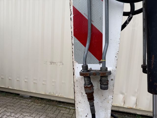 Minikoparka O&K RH1.48 / 4.680 KG / Greifer + 3 x Löffel