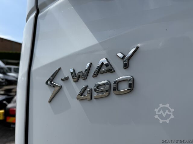 đầu kéo tiêu chuẩn Iveco sway 490