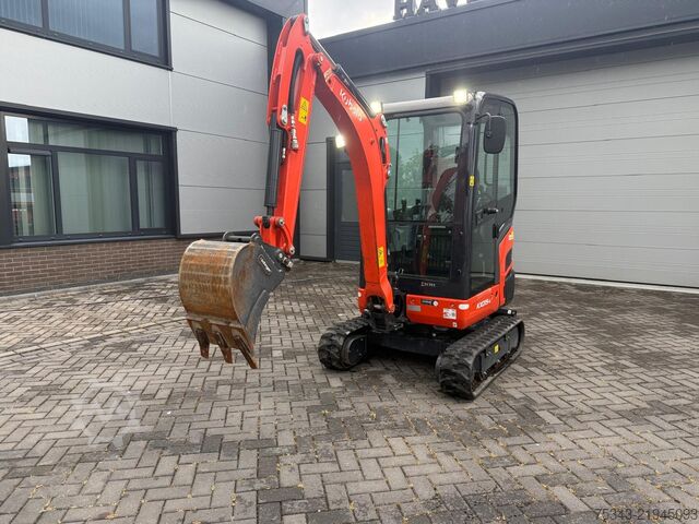 Mini-escavadora Kubota KX019-4 215h only