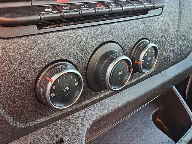 Platformë ngarkimi RENAULT MASTER 2.3 ac navi EURO6