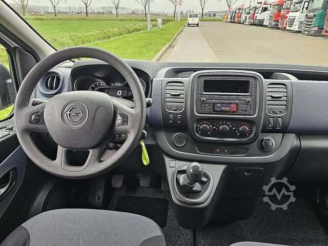 Yolcu taşımacılığı OPEL VIVARO 1.6 L1 Combi 9p Airco